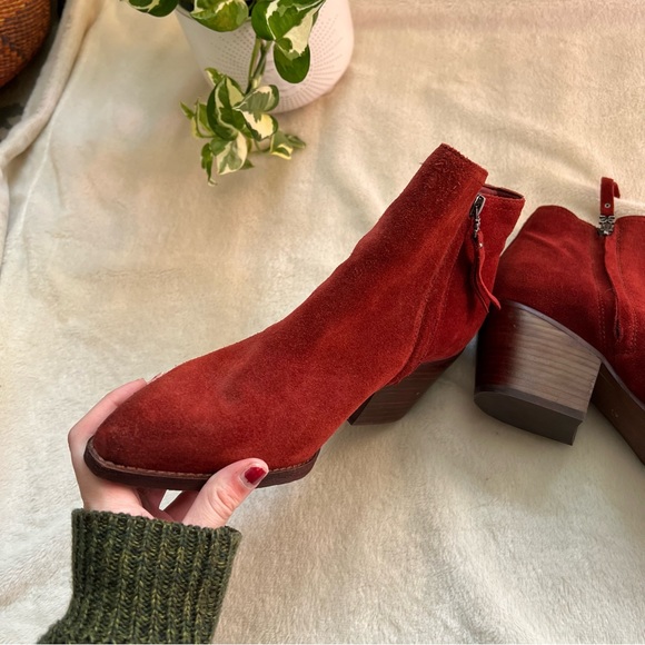 Sam Edelman Welles Bootie In Spiced Mahogany Suede - Picture 10 of 10